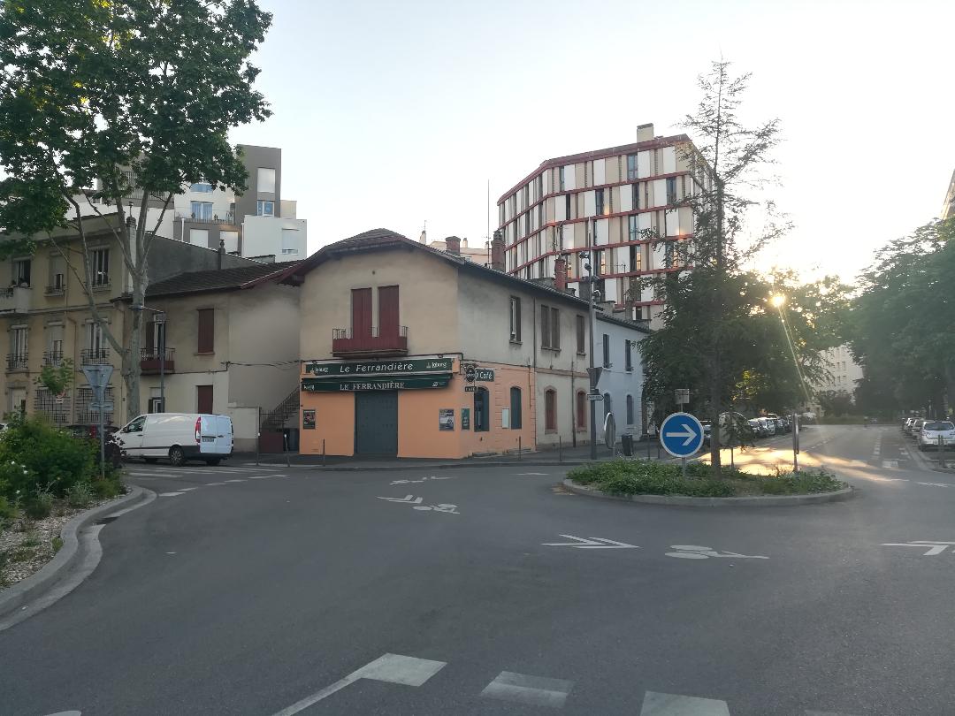 Ferandiere-kastelo-trinkejo